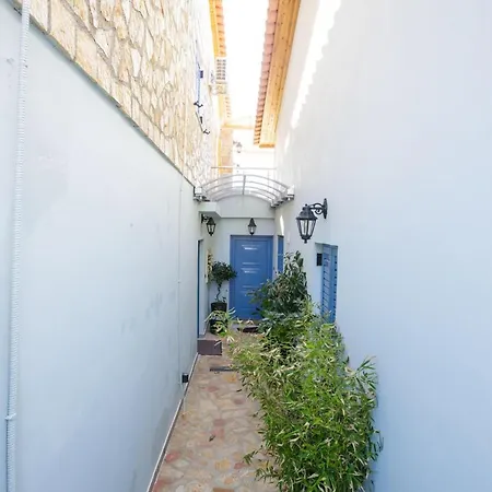 Maritinas Sea View - Happy Катаколон